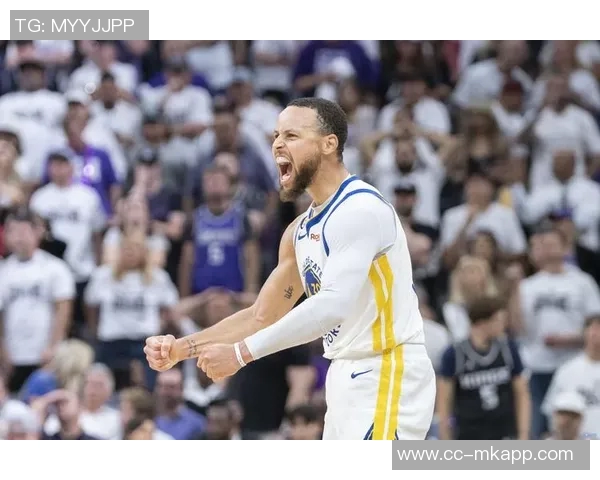 库里比赛初期遭遇判罚冷遇却意外激发斗志全力以赴追梦之路 库里比赛初期遭遇判罚冷遇却意外激发斗志全力以赴追梦之路